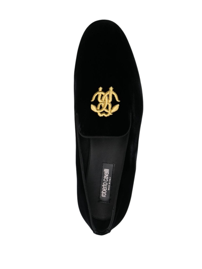 Roberto Cavalli Logo-embroidered Velvet Loafers In 05051