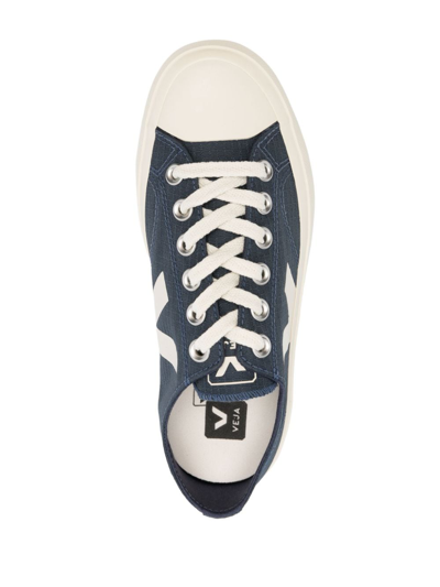 Veja Wata Ii Recycled Low-top Sneakers In Blue