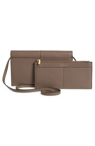 Shop Tory Burch Mcgraw Leather Wallet Crossbody In Silver Maple