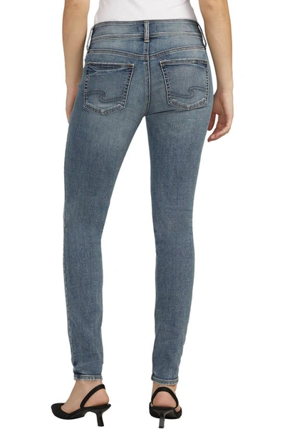 Silver Jeans Co. Suki Curvy Mid Rise Skinny Jeans In Indigo