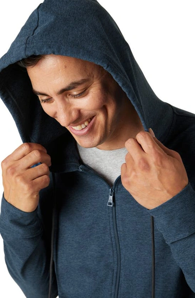 Beyond Yoga Freefit Solid Regular Fit Full Zip Hoodie In Nocturnal Navy