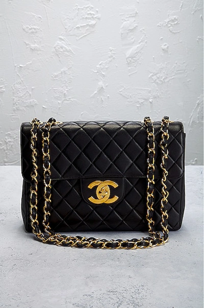 Pre-owned Chanel Quilted Chain Flap Shoulder Bag In Black