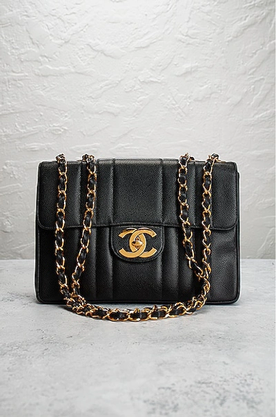 Pre-owned Chanel Caviar Turnlock Chain Shoulder Bag In Black