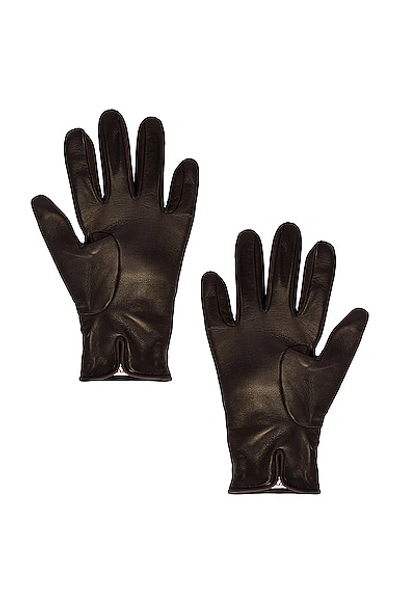 Shop Valentino V Logo Chain Leather Glove In Fondant