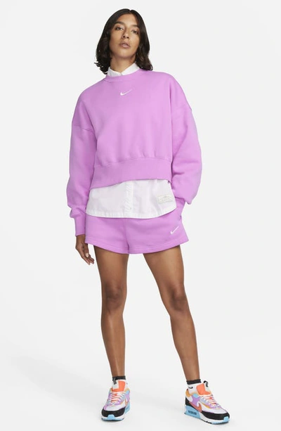 nike fuchsia sweatshirt