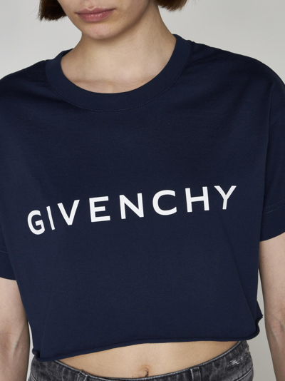 Shop Givenchy Logo Cotton Cropped T-shirt In Blu