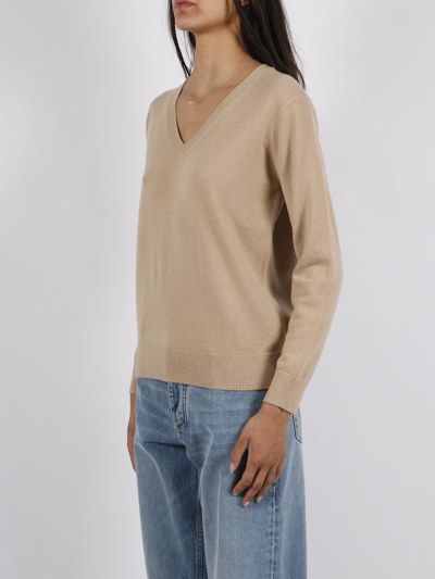 Shop Vince Cashmere Weekend V-neck Sweater In Cam Camel