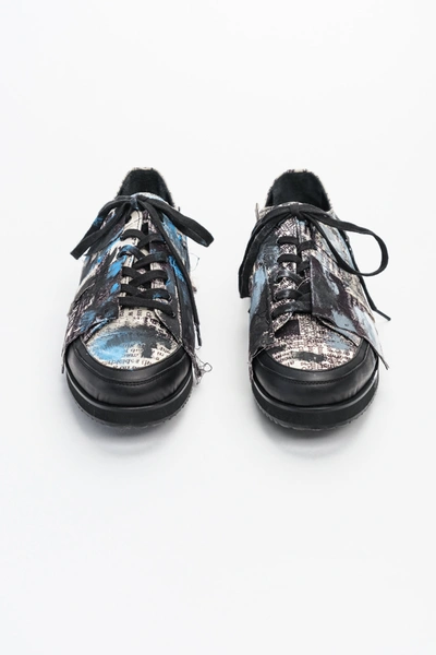 Shop Yohji Yamamoto Low Cut Painted Sneaker In 4