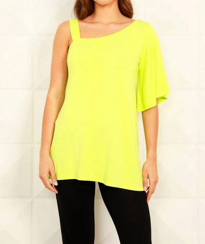 French Kyss Caitlyn Asymmetrical Top In Lime In Yellow