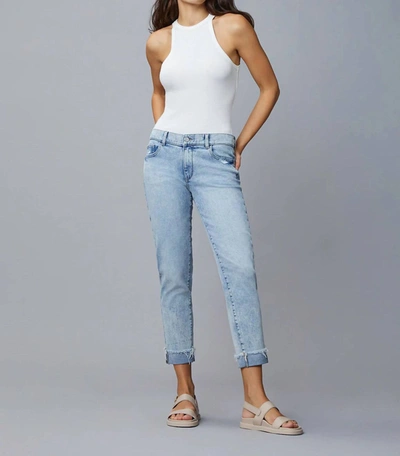 Dl1961 - Women's Susie High Rise Tapered Jeans In Jet Stream Distressed In Blue