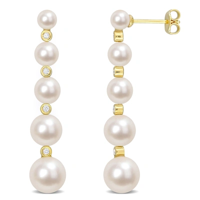 Mimi & Max Freshwater Cultured Pearl And 1/4 Ct Tgw White Topaz Graduated Dangle Earrings In Yellow Plated Ster In White