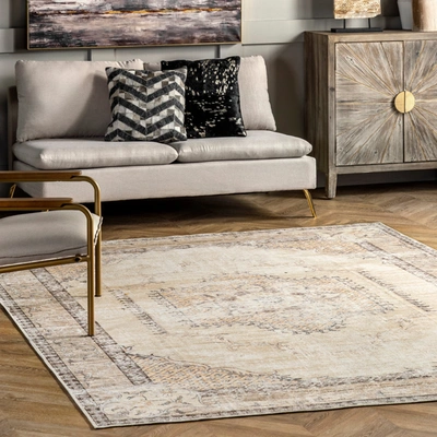 Nuloom Glenda Machine Washable Faded Medallion Area Rug