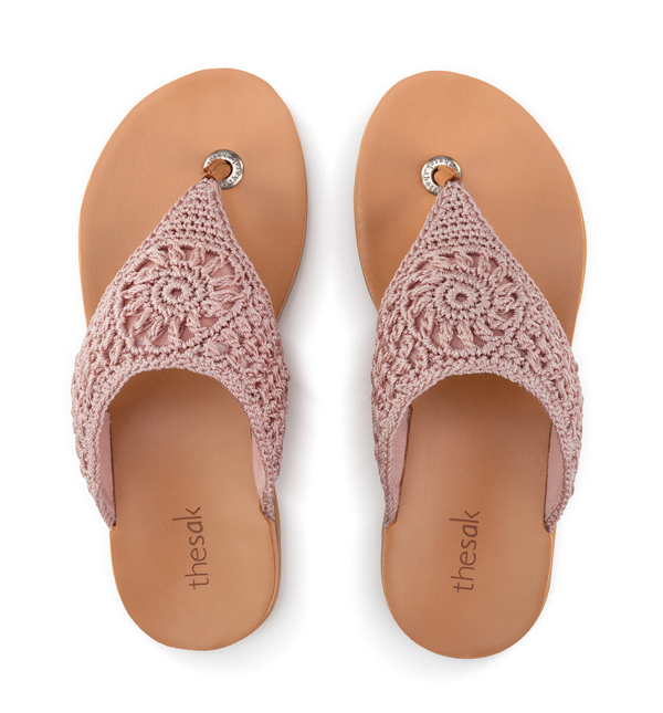 skechers medallion sandals
