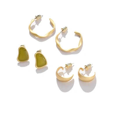 Shop Sohi Gold-toned Contemporary Studs Earrings In Silver