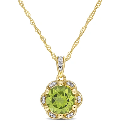 Mimi & Max 1 1/2ct Tgw Peridot And Diamond Accent Floral Pendant With Chain In 14k Yellow Gold In Green