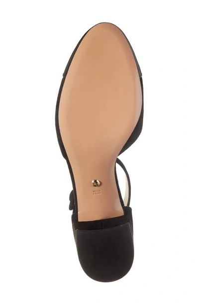 Pelle Moda Ummi Block Heel Pump In Black