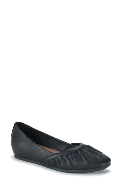 Shop Baretraps Charlie Flat In Black