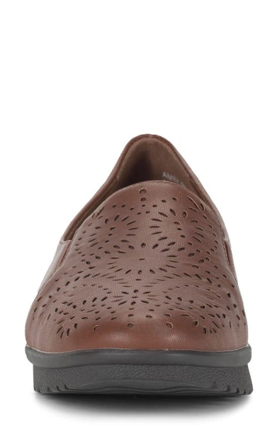 Baretraps Amry Laser Cut Loafer In Brush Brown
