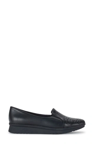 Baretraps Amry Flat In Black
