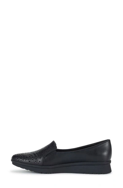 Baretraps Amry Flat In Black
