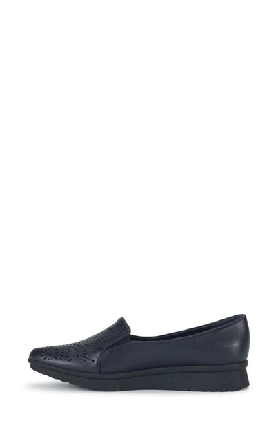 Baretraps Amry Womens Perforated Faux Leather Slip-on Sneakers In Navy