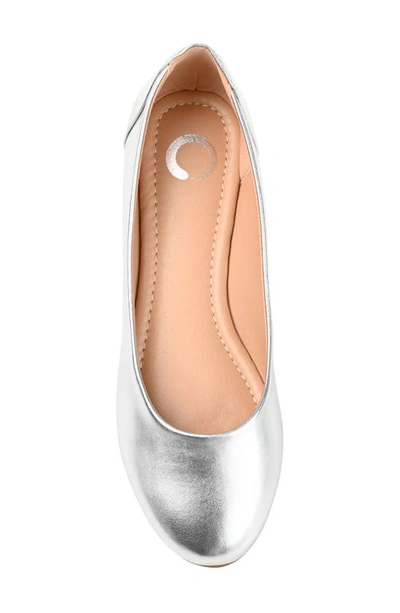 Shop Journee Collection Kavn Ballet Flat In Silver