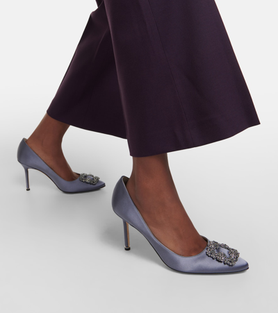 Manolo Blahnik Hangisi 90 Embellished Glittered Satin Pumps In Grey