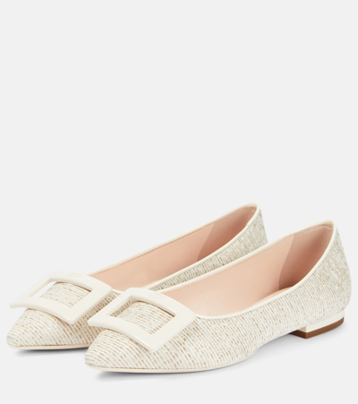 Roger Vivier Gommettine Ballet Flats In Beige