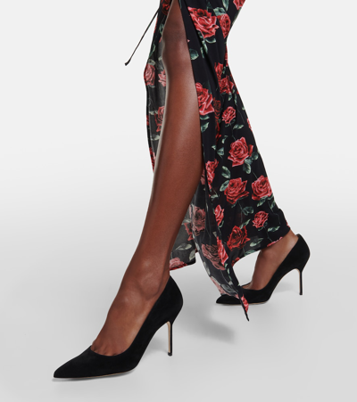 Manolo Blahnik Pointed Pumps In Grey Suede In Black