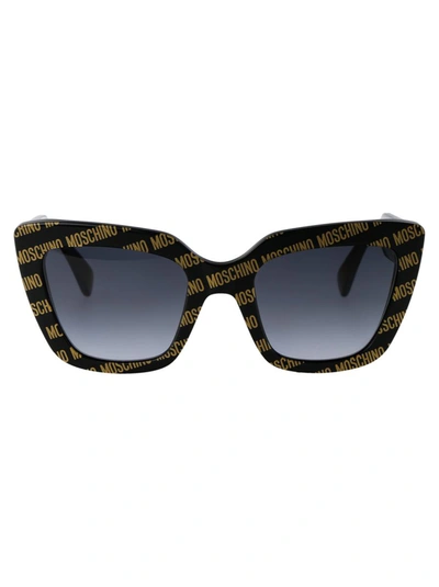 Shop Moschino Sunglasses In 7rm9o Pattern Nero