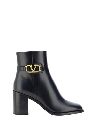 Shop Valentino Garavani Boots In Nero