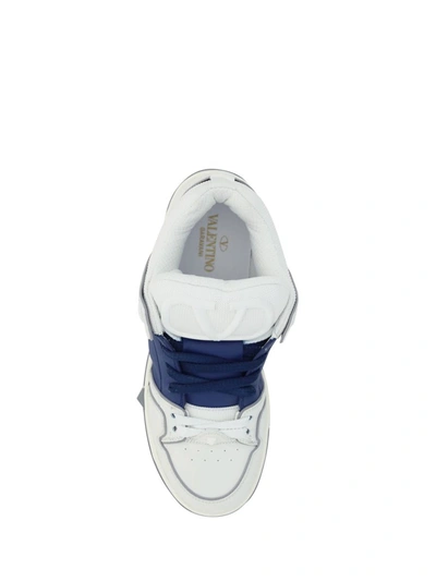 Shop Valentino Garavani Sneakers In Bianco/blu/grey