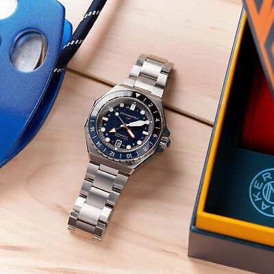 Pre-owned Spinnaker Dumas Gmt Automatic Navy Black