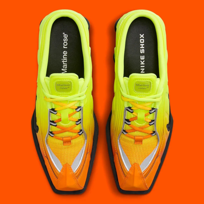 Nike Shox MR4 - Safety Orange 5
