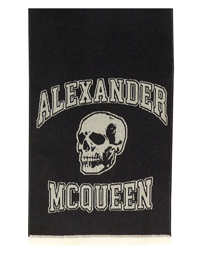Shop Alexander Mcqueen Skull Scarf In Nero