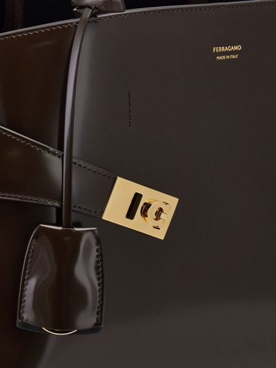 Ferragamo Medium Hug Leather Tote Bag In Brown