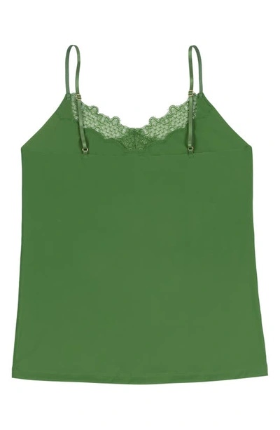 Uwila Warrior Happy Seamless Lace Trim Camisole In Kale