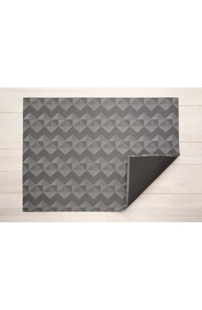 Chilewich Quilted Jacquard Area Rug In Tuxedo