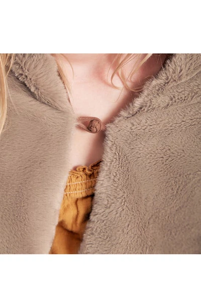 Unhide Lil' Marsh X-small Plush Blanket In Chocolate Hare
