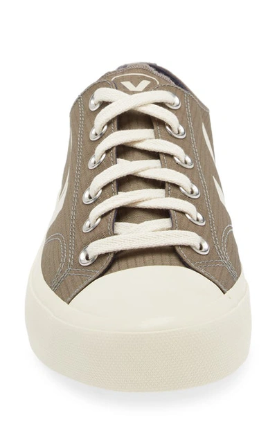 Veja Wata Ii Low Logo-print Recycled-ripstop Sneakers In Kaki Pierre