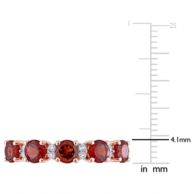 Mimi & Max 1 3/5 Ct Tgw Garnet And White Topaz Semi Eternity Ring In Rose Plated Sterling Silver In Red