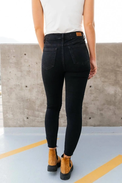 JUDY BLUE INTO THE WILD DISTRESSED SKINNY JEANS IN BLACK DENIM 