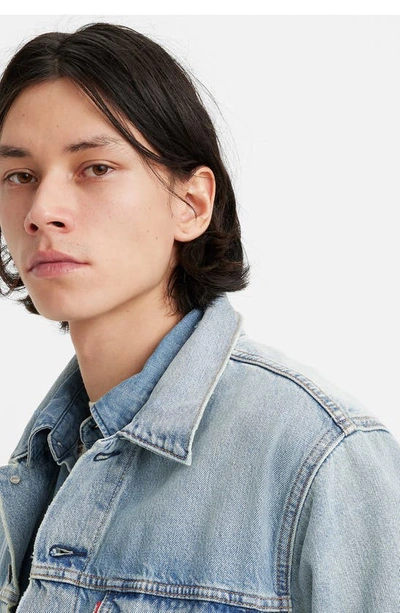 Shop Levi's Relaxed Fit Denim Trucker Jacket In Huron Waves