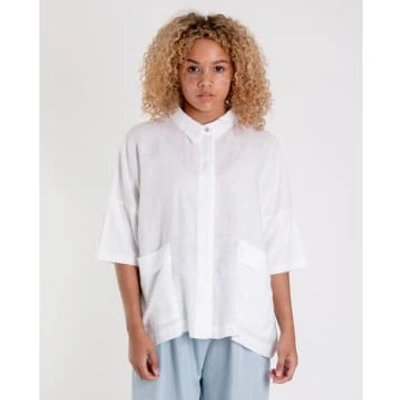 Shop Beaumont Organic Naomi Linen Shirt In White