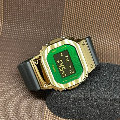 Pre-owned Casio G-shock Gm-5600cl-3d Green Resin Band Alarm Stopwatch Digital Men's Watch