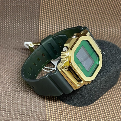 Pre-owned Casio G-shock Gm-5600cl-3d Green Resin Band Alarm Stopwatch Digital Men's Watch