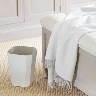 Addison Ross Ltd Uk Octagonal Lacquer Bin – White