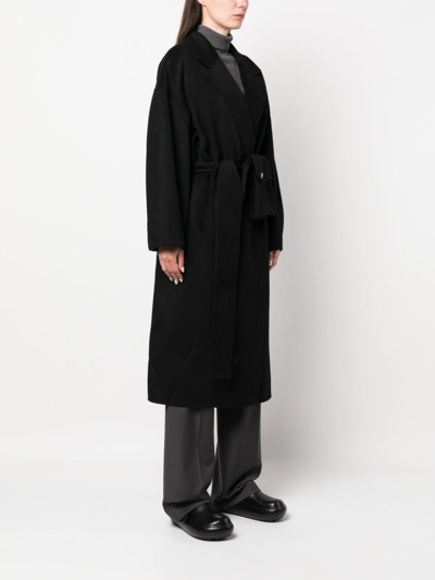 Aeron Hutton Wool-silk Coat In Schwarz
