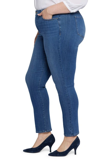 Nydj Sheri Slim Jeans In Rockford