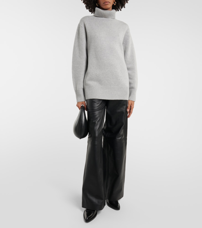 Shop Joseph Cashmere Turtleneck Sweater In Grey